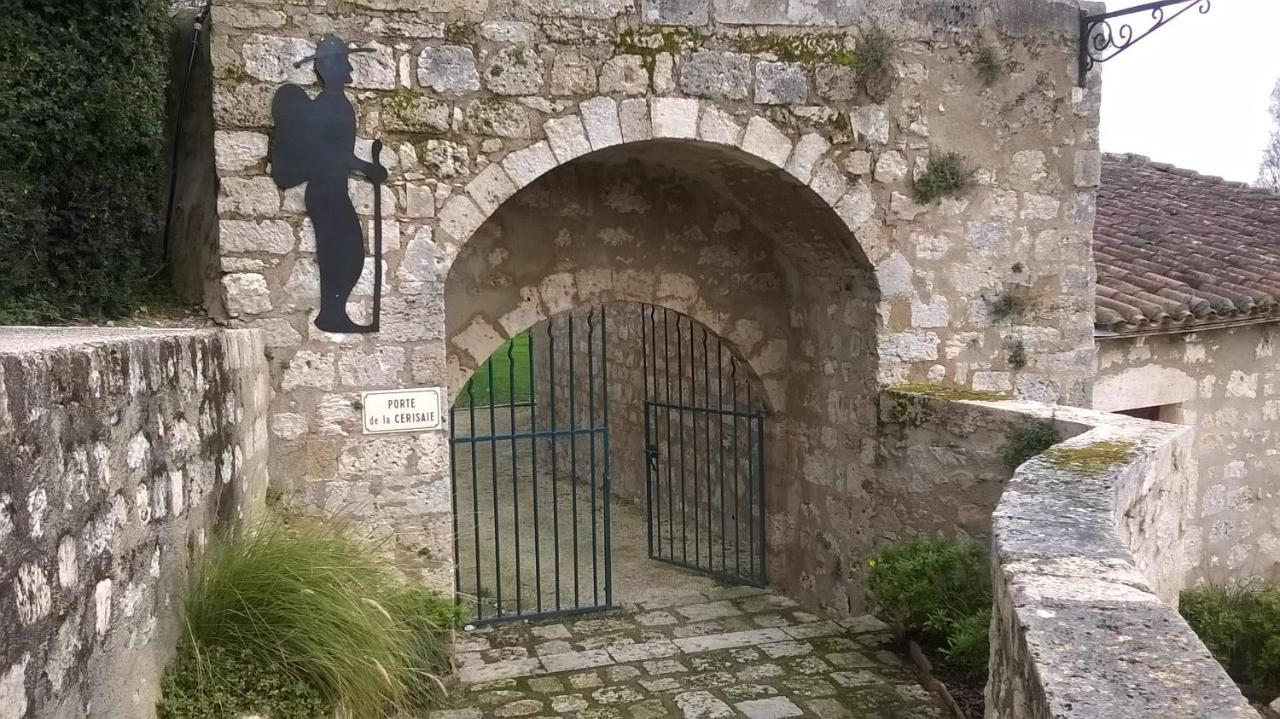 Gite De Claire 雷克图尔 外观 照片