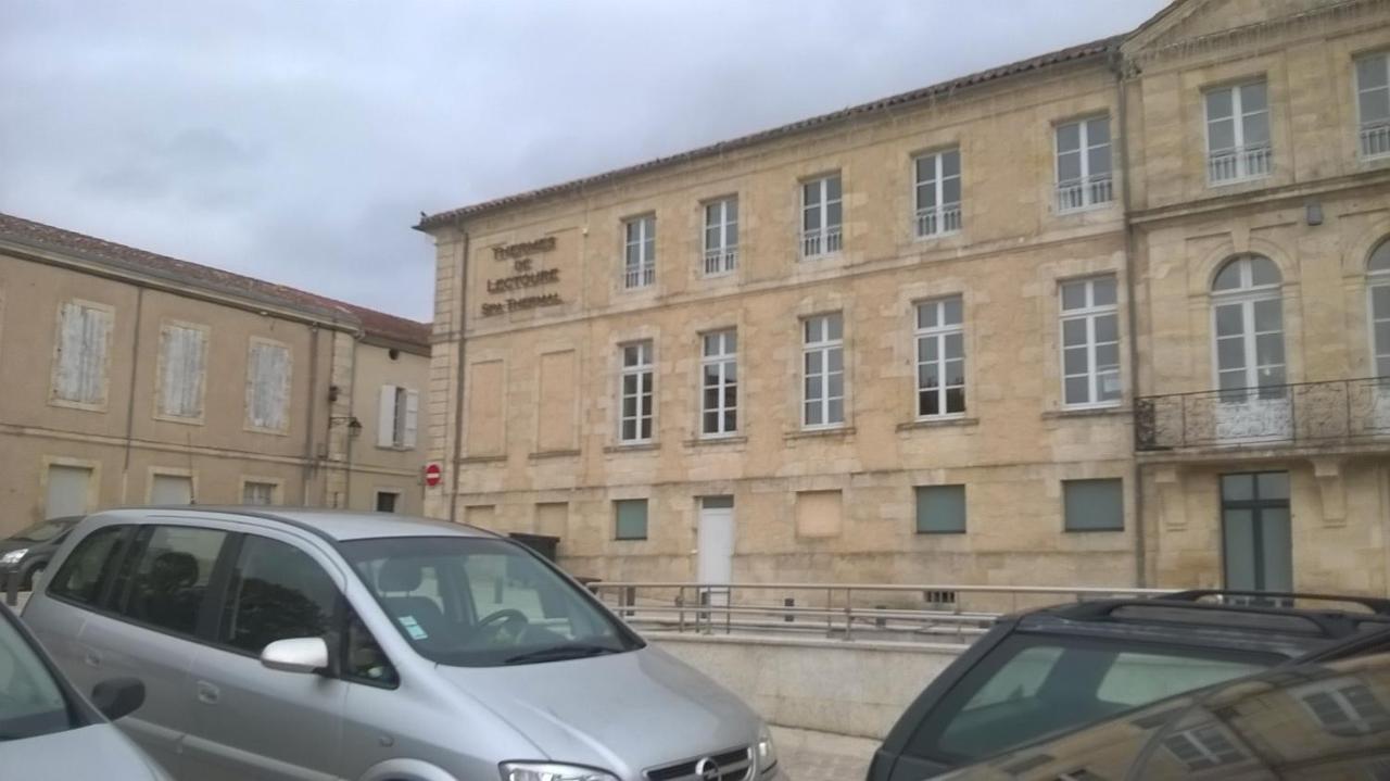 Gite De Claire 雷克图尔 外观 照片